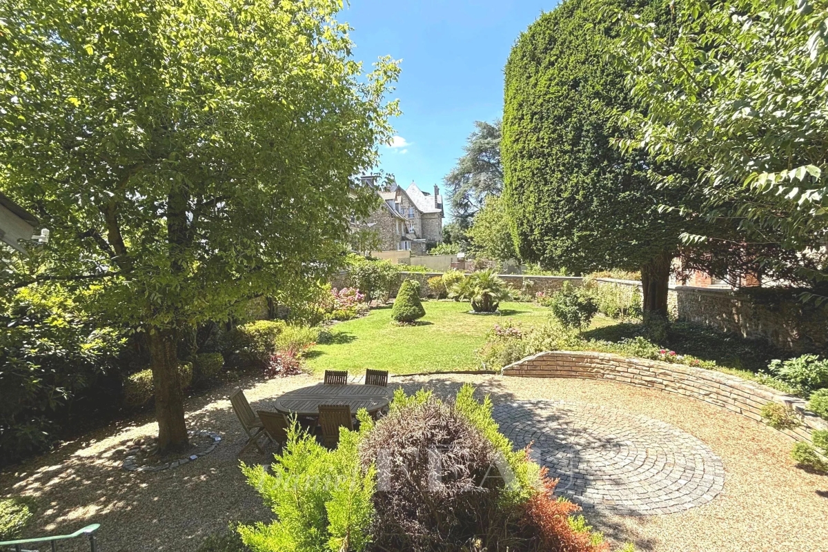 Maison de luxe à vendre à Versailles, 2 290 000 €, Photo 2