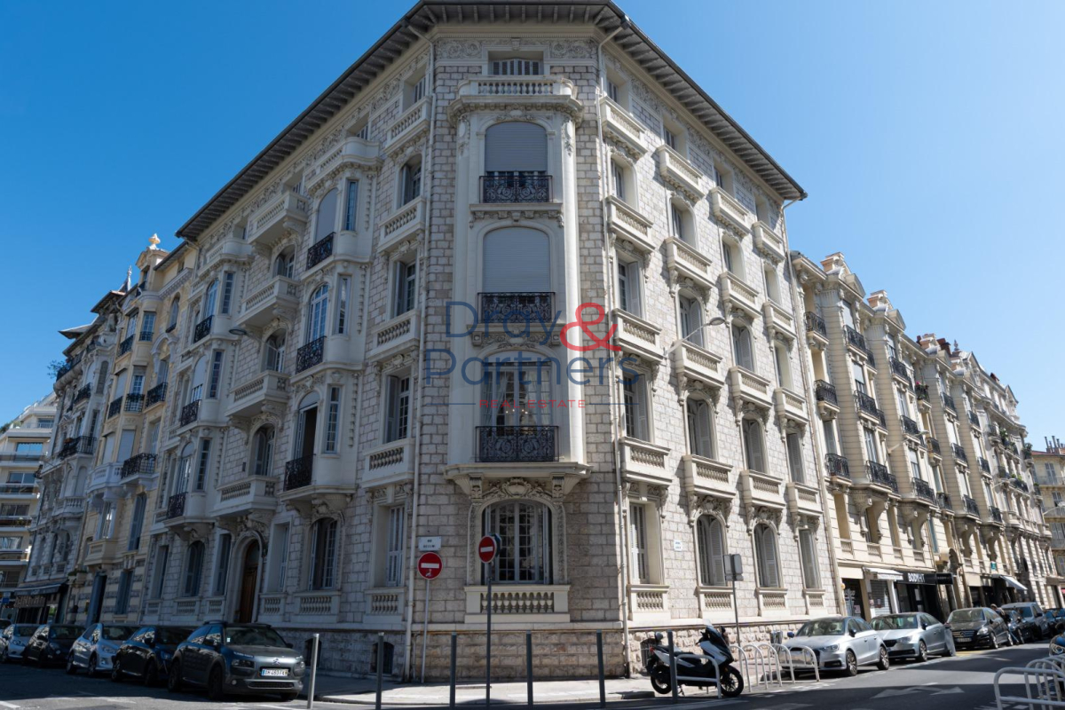 Luxury Apartment for sale in Nice, 1 250 000 €, Photo 1