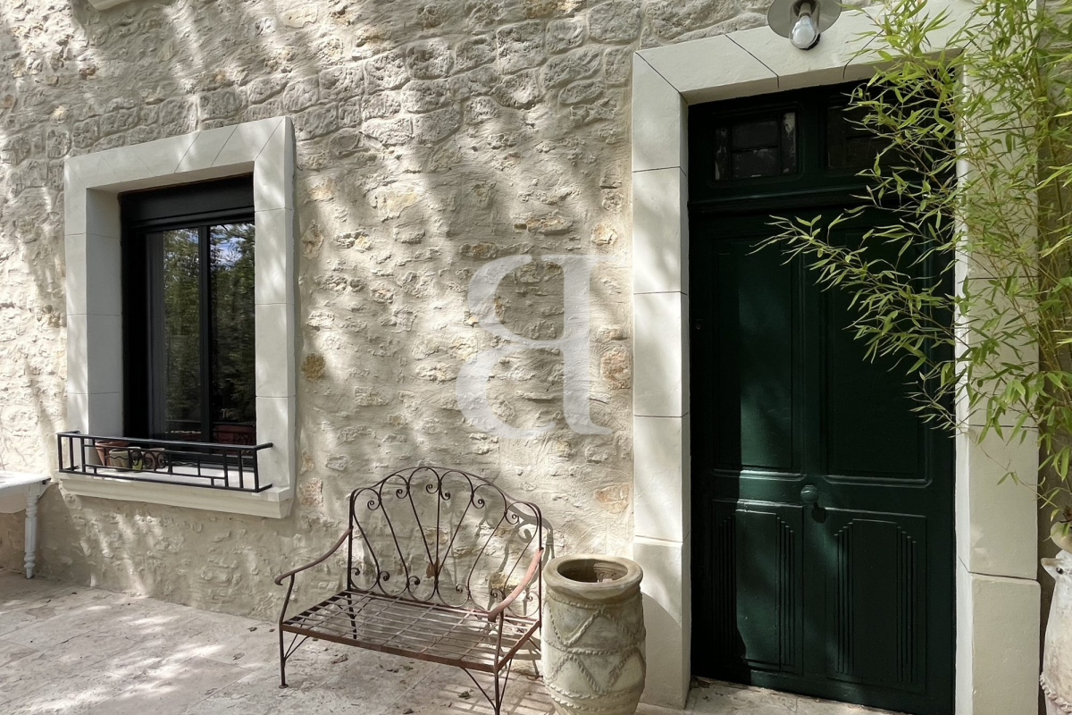 Luxury House for sale in L Isle-sur-La-Sorgue, 980 000 €, Photo 2