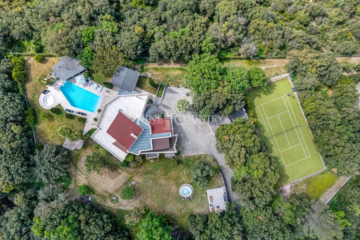 Luxury House for sale in Valbonne, 3 490 000 €, Photo 2