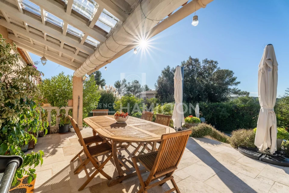 Maison de luxe à vendre à Biot, 799 000 €, Photo 3