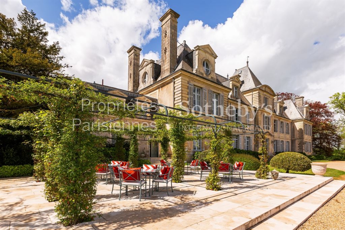 Luxury House for sale in Curzay-sur-Vonne, 10 300 000 €, Photo 5