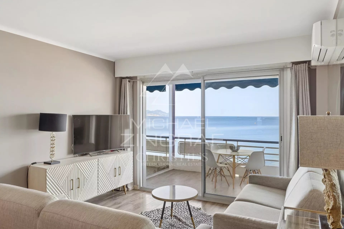 Luxury Apartment for sale in Antibes, 795 000 €, Photo 7