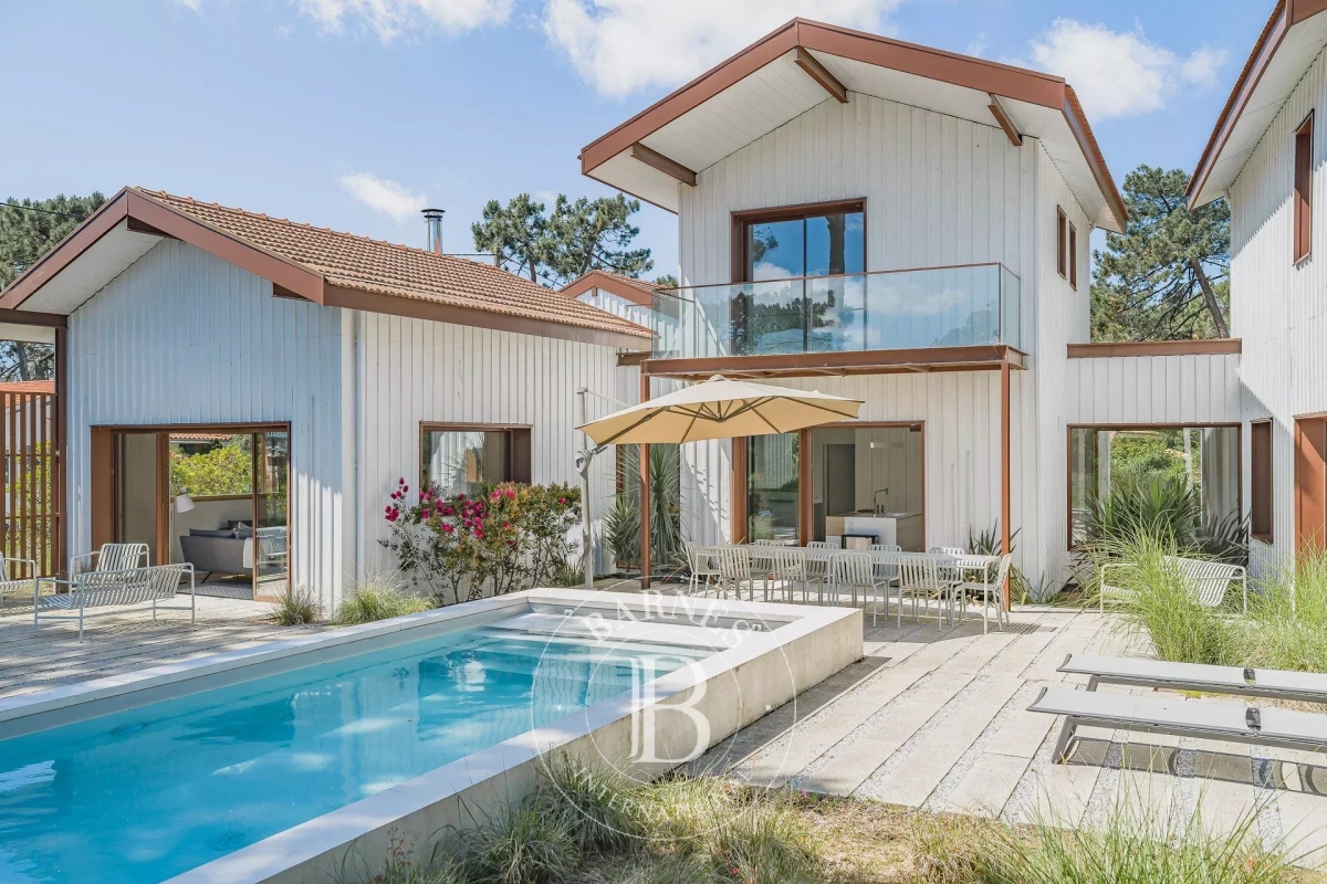 Maison de luxe à vendre à Lege Cap Ferret, 2 835 000 €, Photo 1