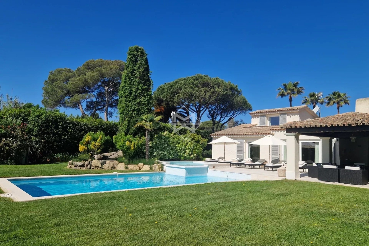 Luxury House for sale in Saint-Tropez, 5 900 000 €, Photo 2