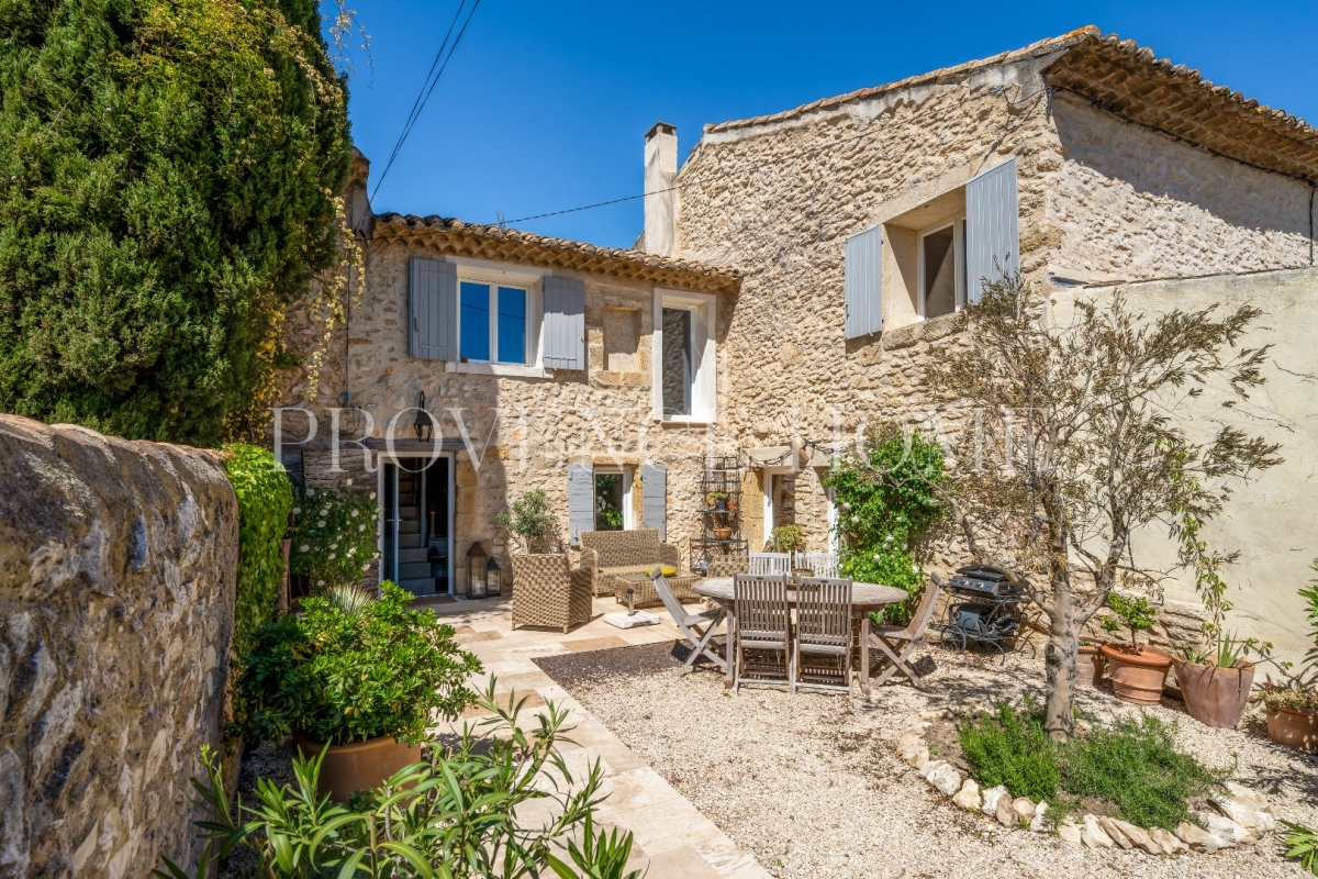 Maison de luxe à vendre à Taillades, 690 000 €, Photo 2