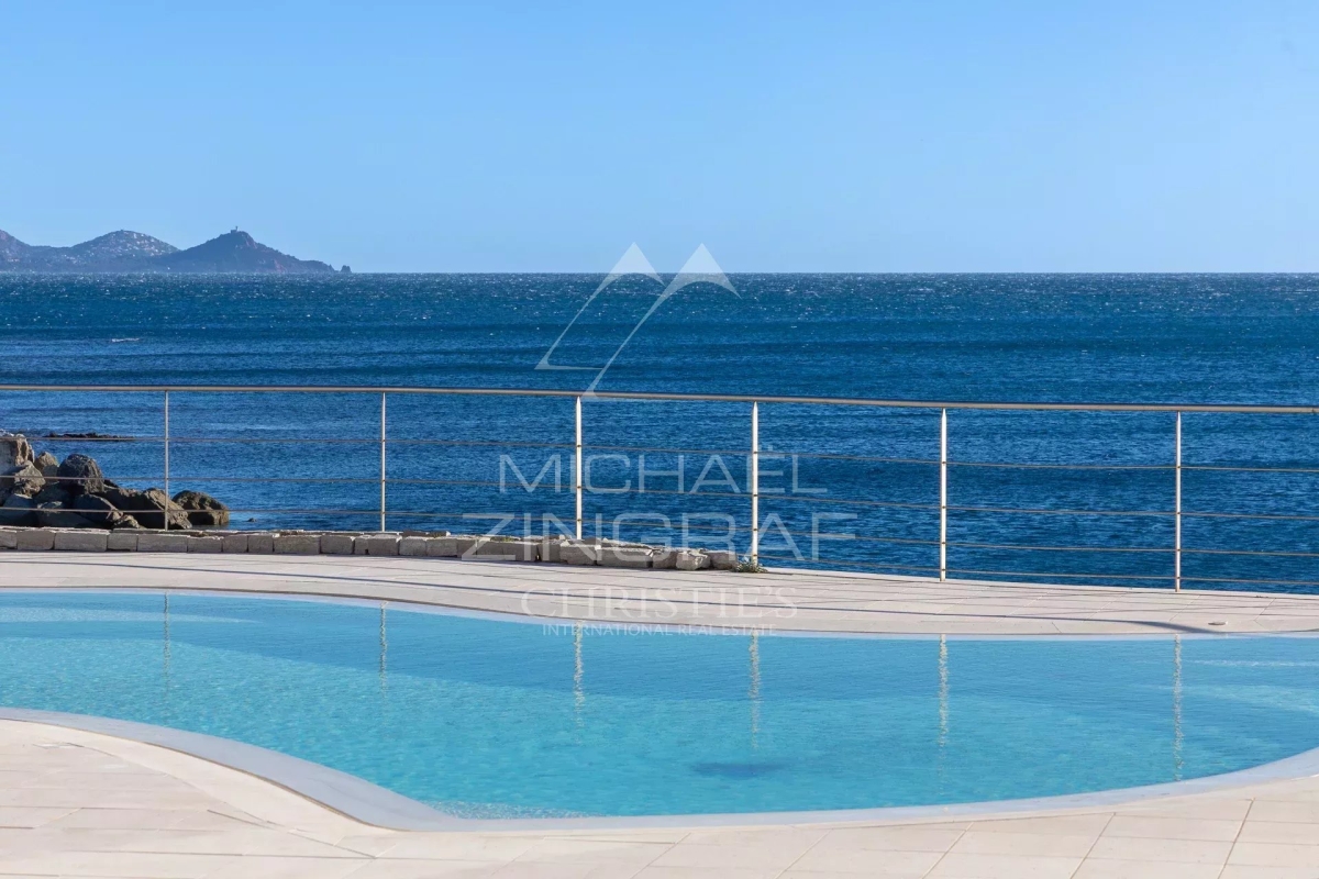 Luxury House for sale in Les Issambres, 4 200 000 €, Photo 5