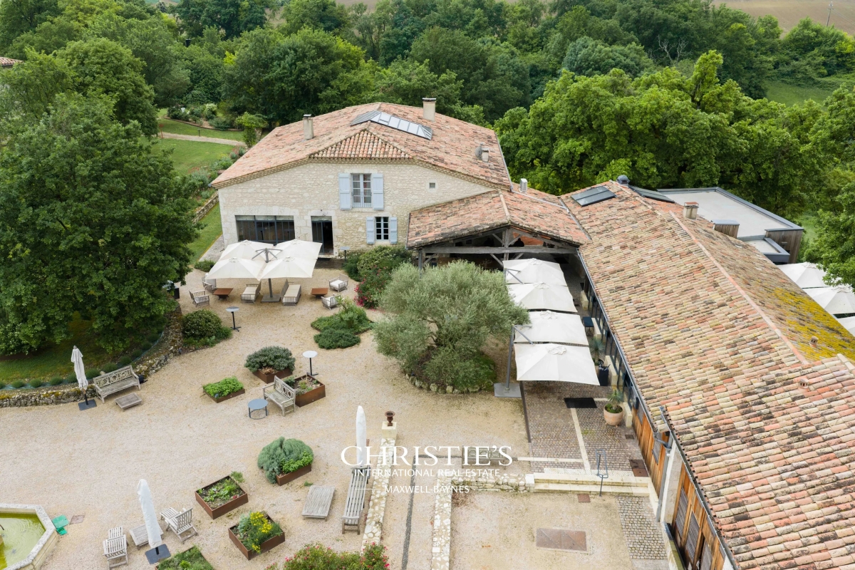 Luxury House for sale in Avezan, 2 210 500 €, Photo 7