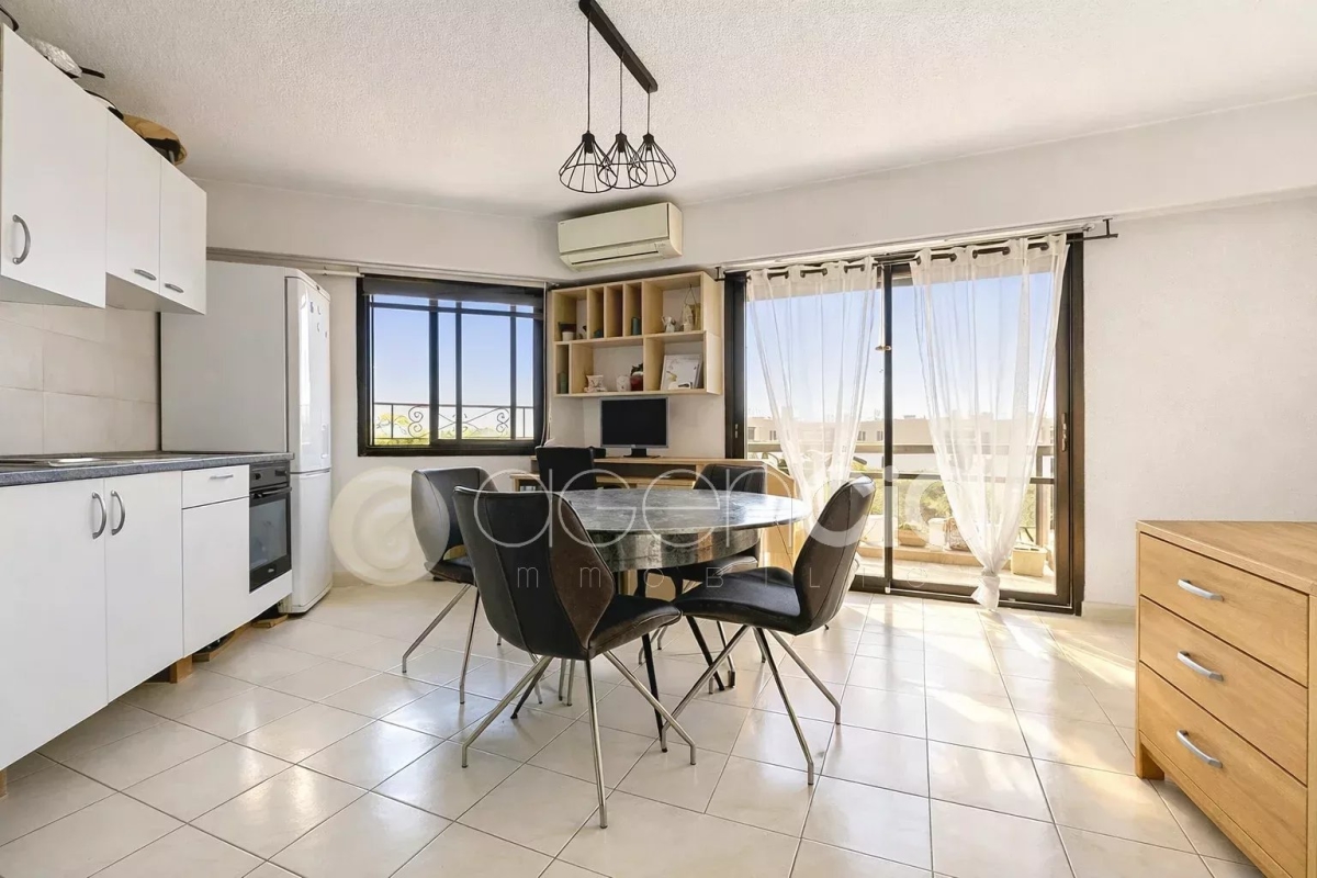 Appartement de luxe à vendre à Mandelieu-la-Napoule, 135 000 €, Photo 1