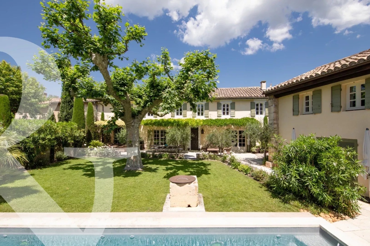 Maison de luxe à vendre à Mouriès, 2 491 000 €, Photo 2