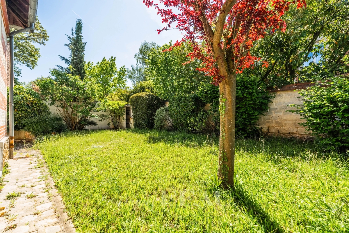 Maison de luxe à vendre à Saint-Germain-en-Laye, 1 890 000 €, Photo 4