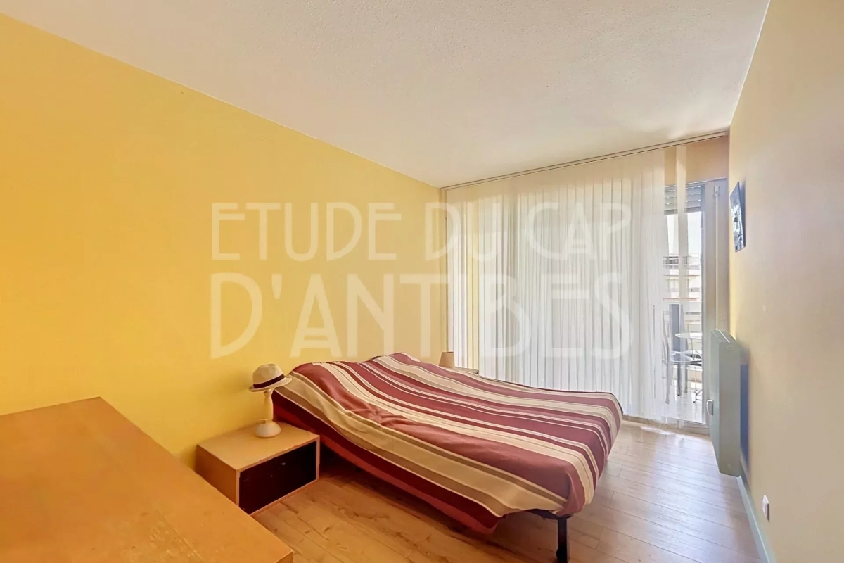 Luxury Apartment for sale in Antibes, 395 000 €, Photo 6