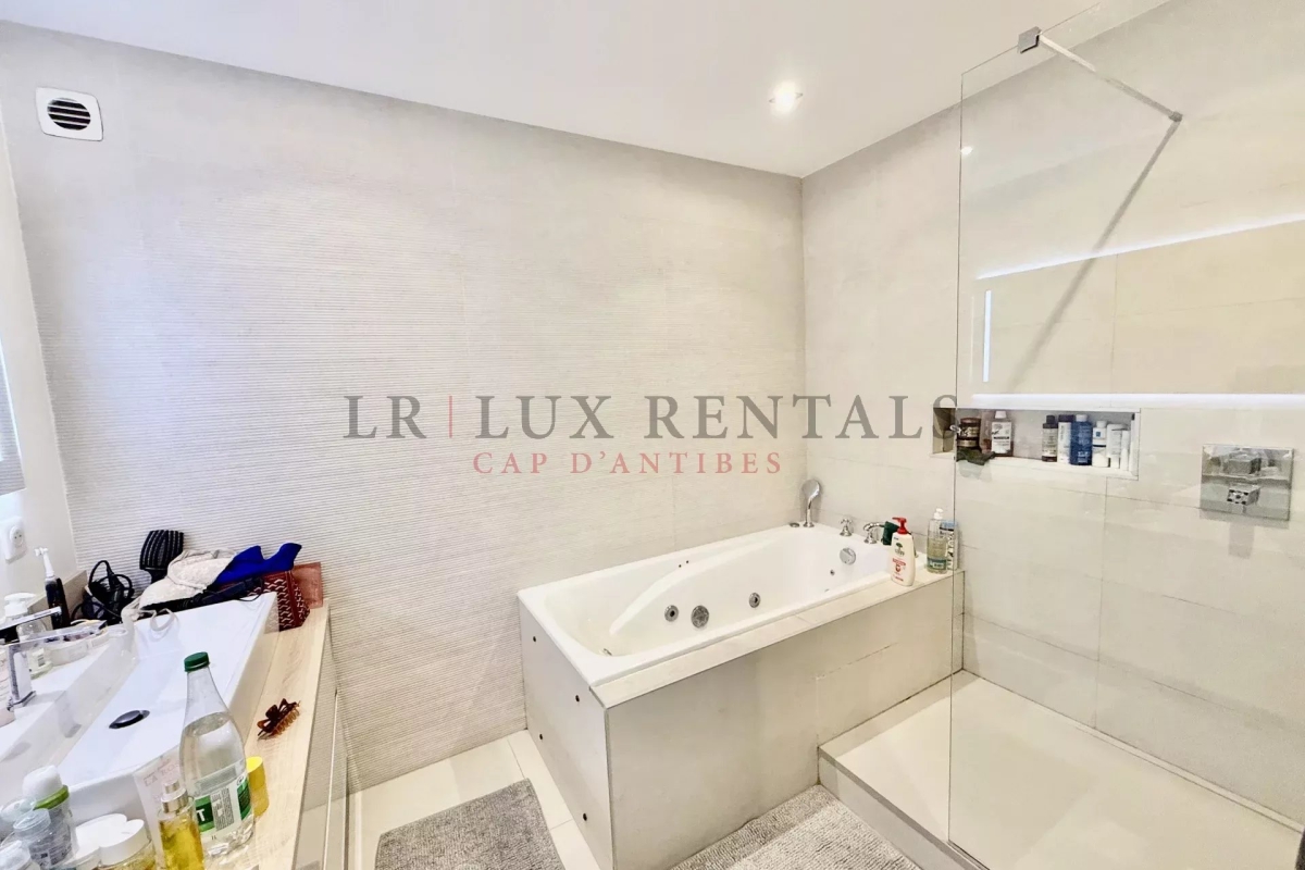 Maison de luxe à vendre à Villeneuve-Loubet, 1 695 000 €, Photo 7