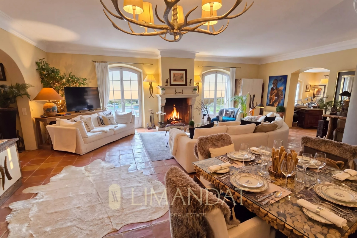 Maison de luxe à vendre à Roquefort-les-Pins, 1 699 000 €, Photo 7