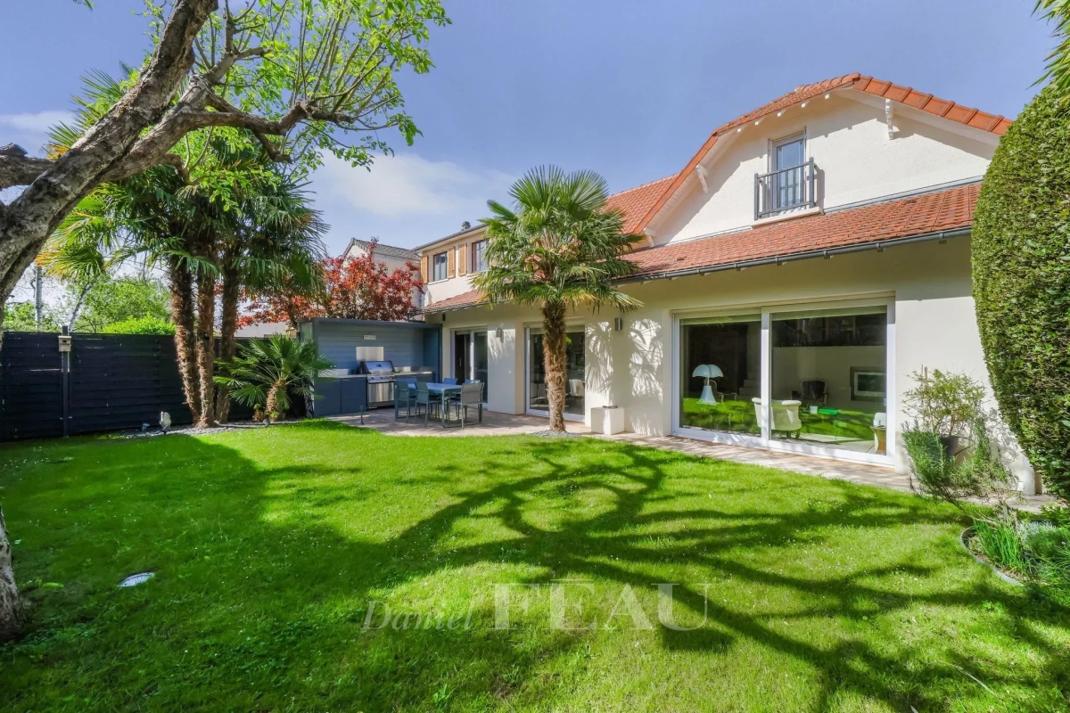 Maison de luxe à vendre à Le Chesnay-Rocquencourt, 1 430 000 €, Photo 1