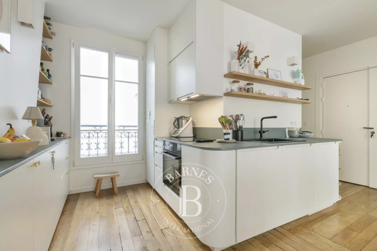 Luxury Apartment for sale in Paris 11Ème, 830 000 €, Photo 5