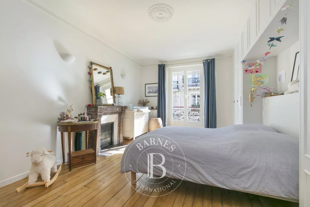 Luxury Apartment for sale in Paris 11Ème, 830 000 €, Photo 7