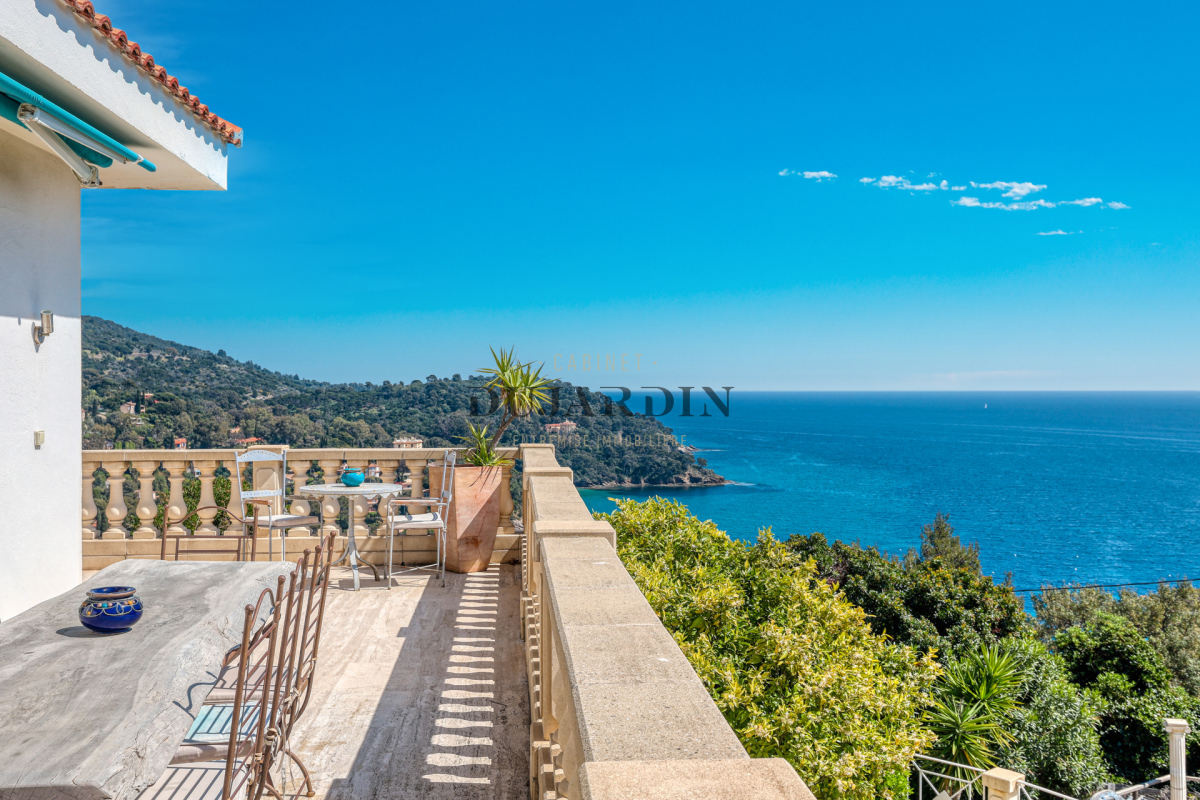 Maison de luxe à vendre à Rayol Canadel sur Mer, 2 520 000 €, Photo 2