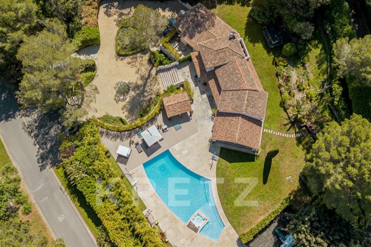 Luxury House for sale in Mougins, 3 650 000 €, Photo 2
