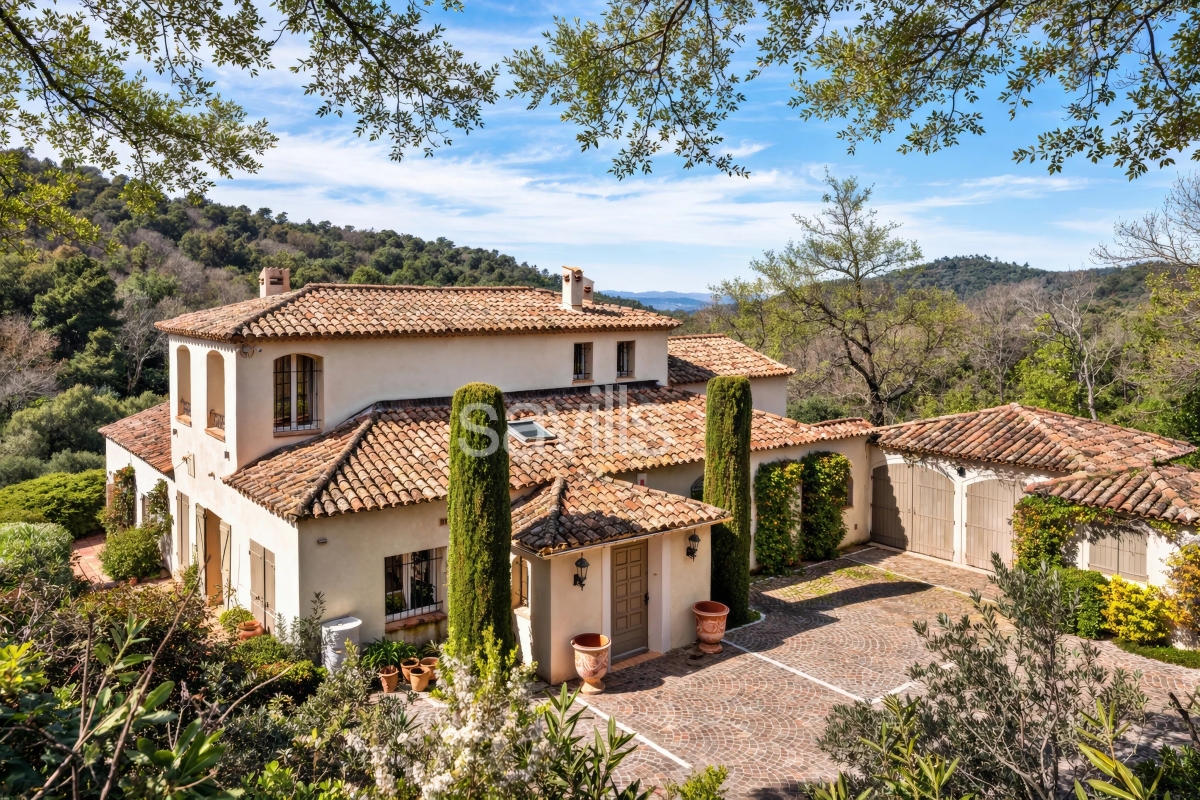 Luxury House for sale in La Garde-Freinet, 2 300 000 €, Photo 3