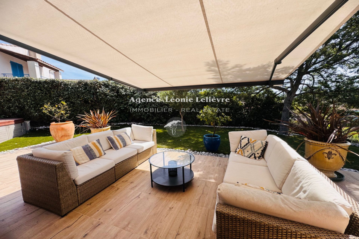 Luxury House for sale in Les Issambres, 950 000 €, Photo 3