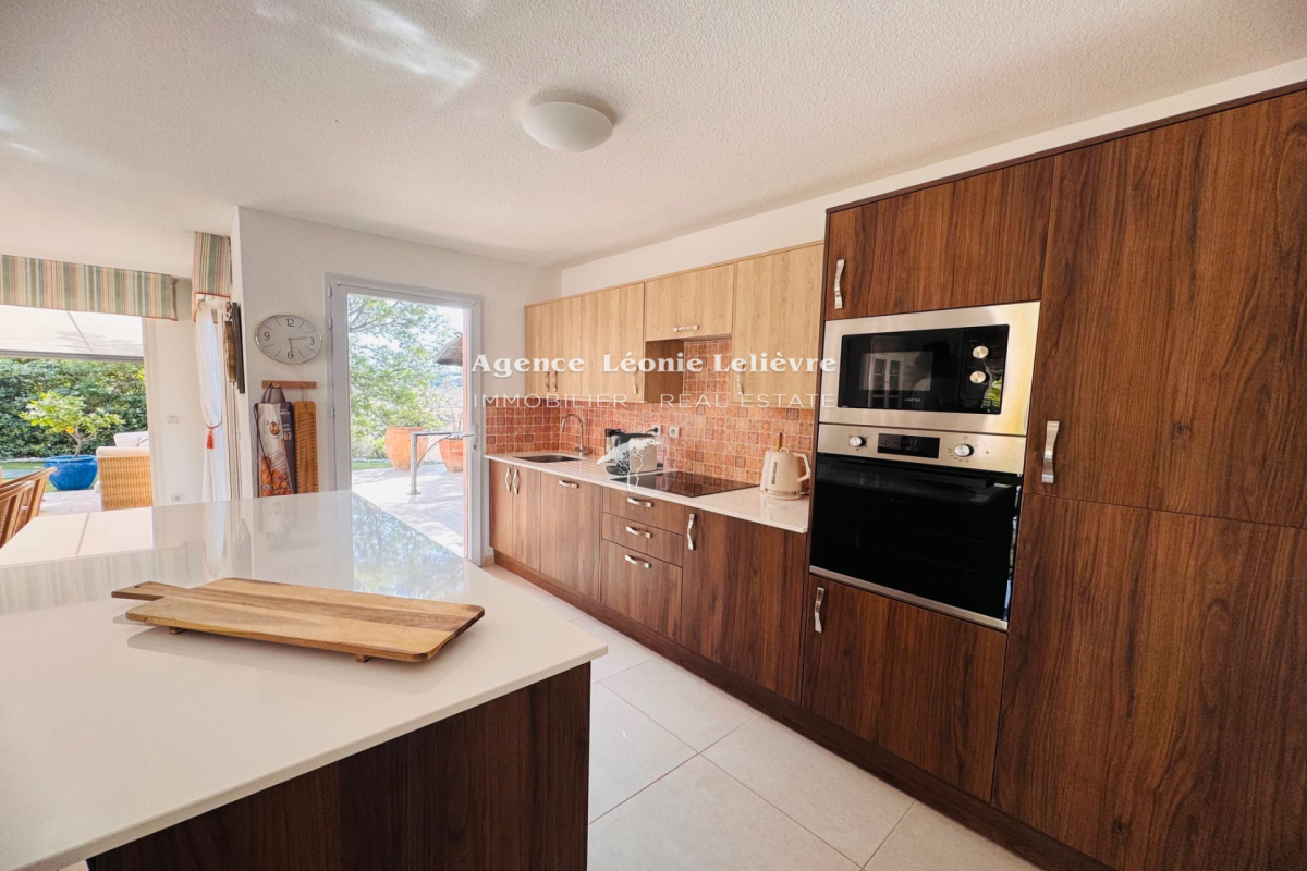Luxury House for sale in Les Issambres, 950 000 €, Photo 7