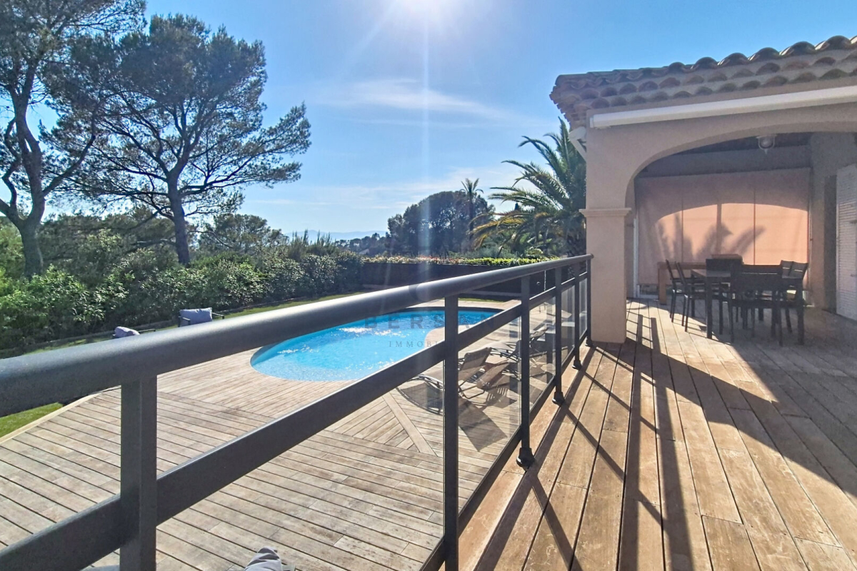 Maison de luxe à vendre à Saint-Raphaël, 975 000 €, Photo 6