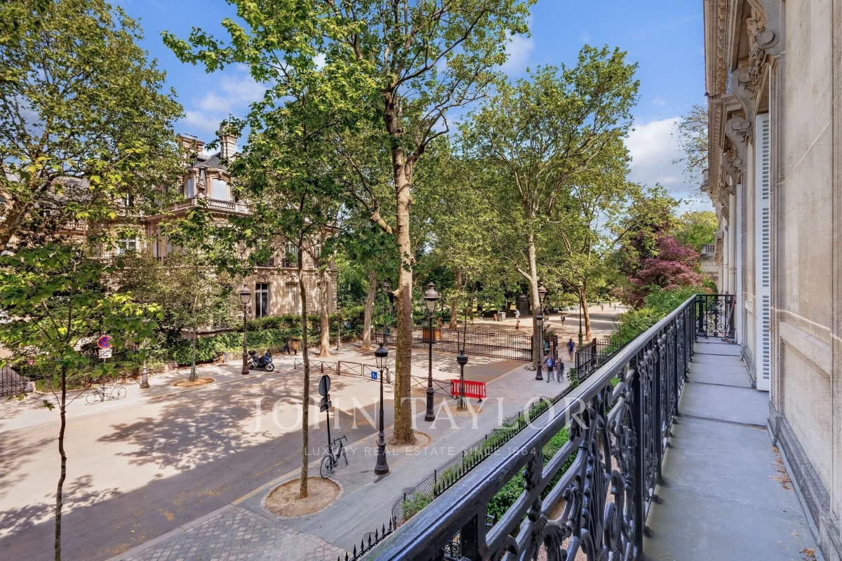 Luxury Apartment for sale in Paris 8Ème, 6 850 000 €, Photo 1