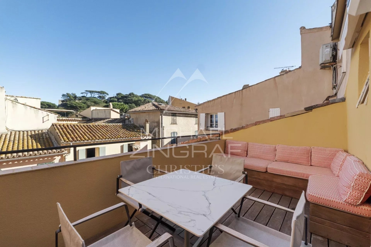 Luxury Apartment for sale in Saint-Tropez, 2 450 000 €, Photo 1