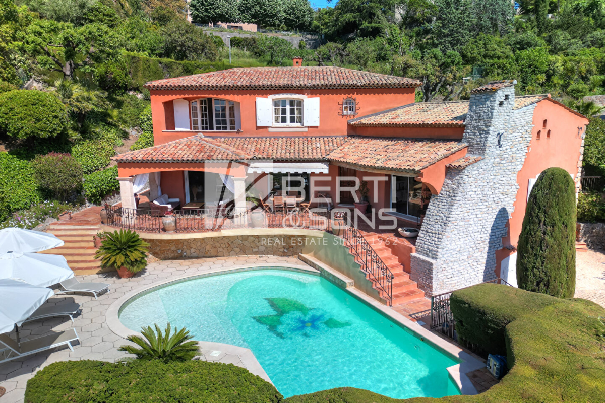 Maison de luxe à vendre à Mandelieu-la-Napoule, 1 995 000 €, Photo 1