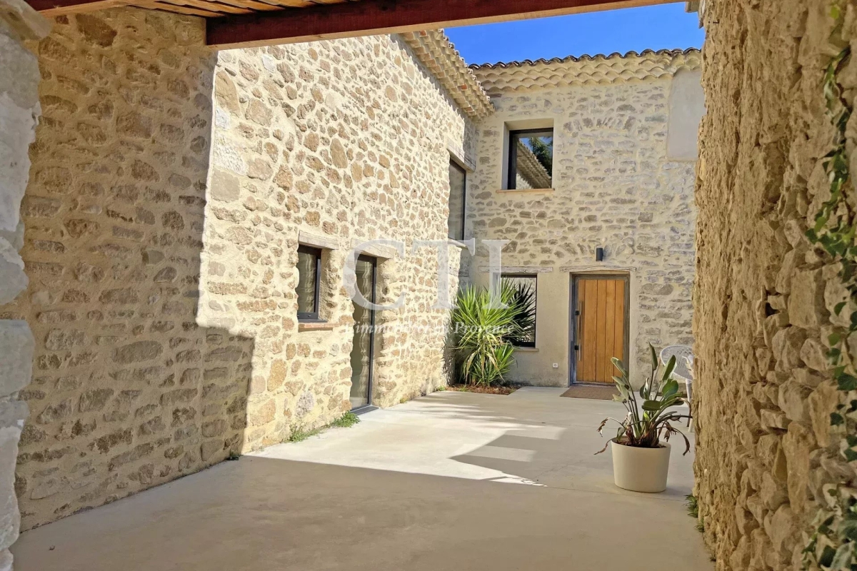 Maison de luxe à vendre à Vaison-la-Romaine, 1 150 000 €, Photo 2