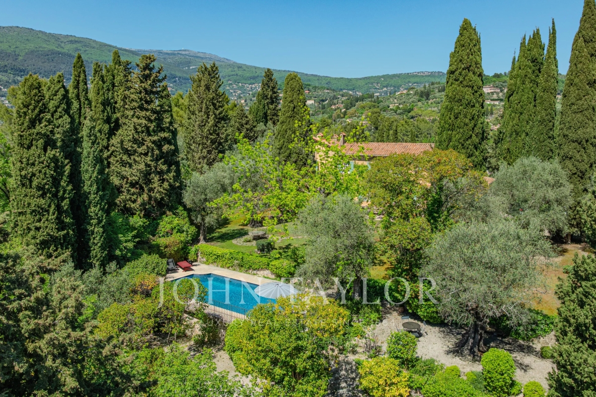 Maison de luxe à vendre à Grasse, 2 150 000 €, Photo 3