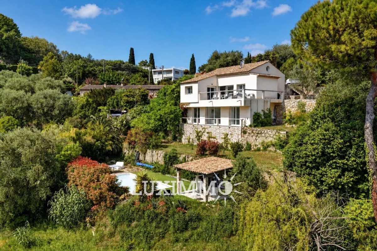 Maison de luxe à vendre à Mougins, 1 080 000 €, Photo 1