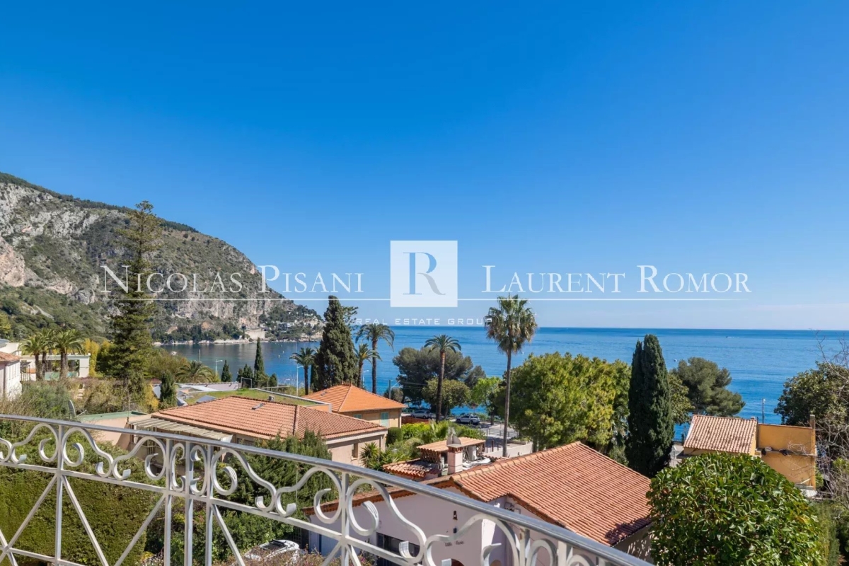 Luxury House for sale in Èze, 3 900 000 €, Photo 1