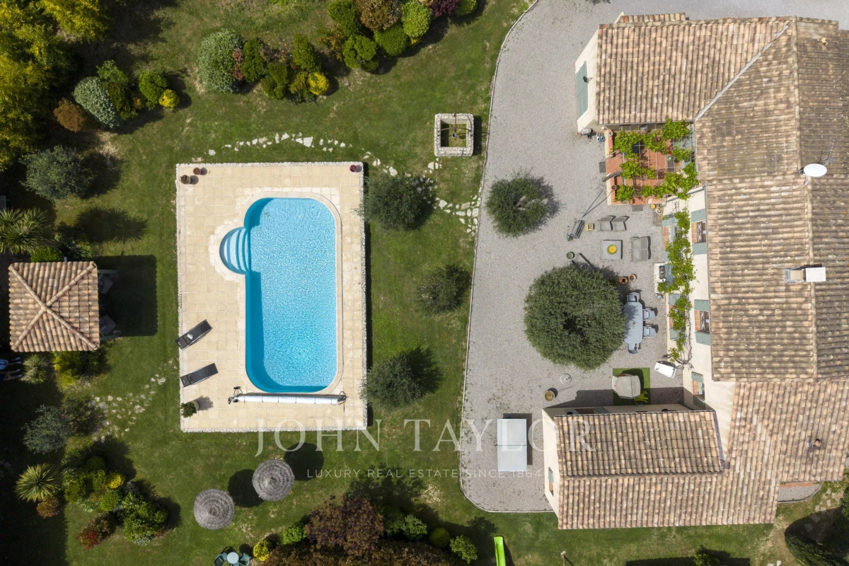 Luxury House for sale in Roquevaire, 1 060 000 €, Photo 2