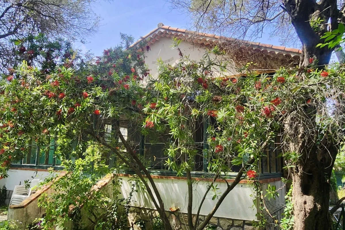 Maison de luxe à vendre à Antibes, 980 000 €, Photo 2