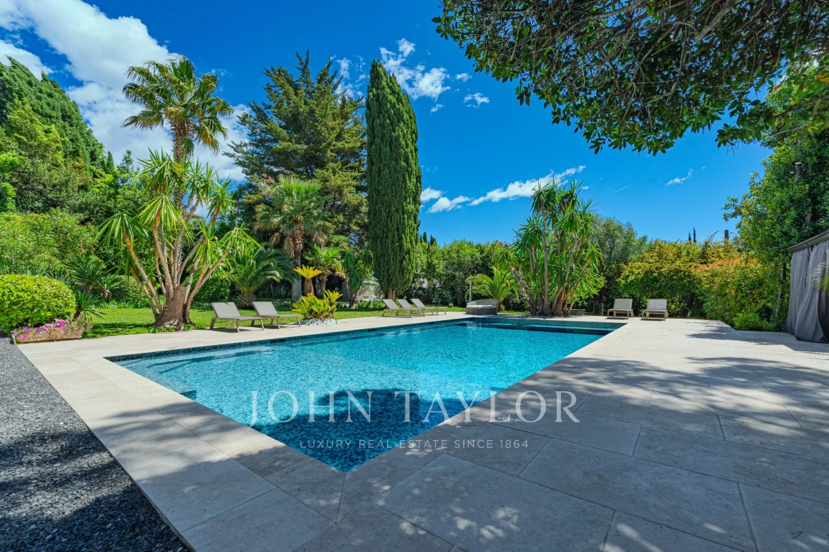 Maison de luxe à vendre à Mougins, 1 630 000 €, Photo 2
