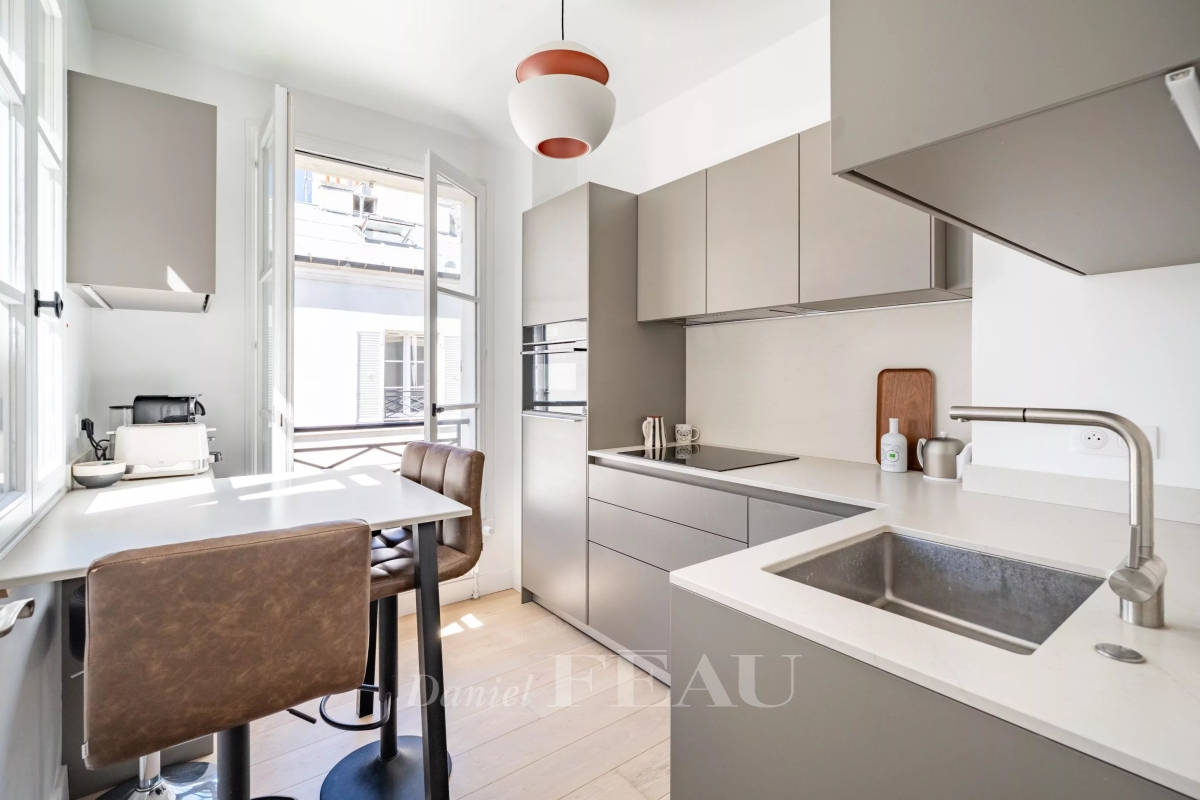 Appartement de luxe à vendre à Paris 7Ème, 1 270 000 €, Photo 3