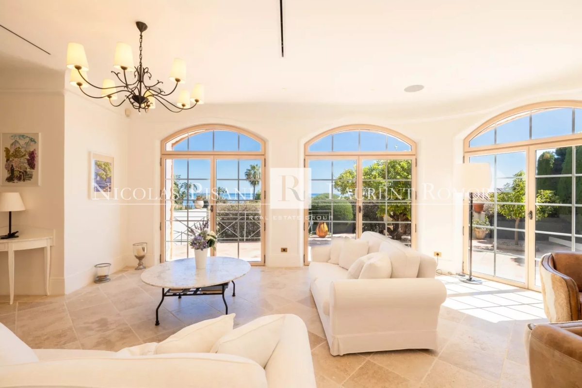 Luxury House for sale in Èze, 3 900 000 €, Photo 3