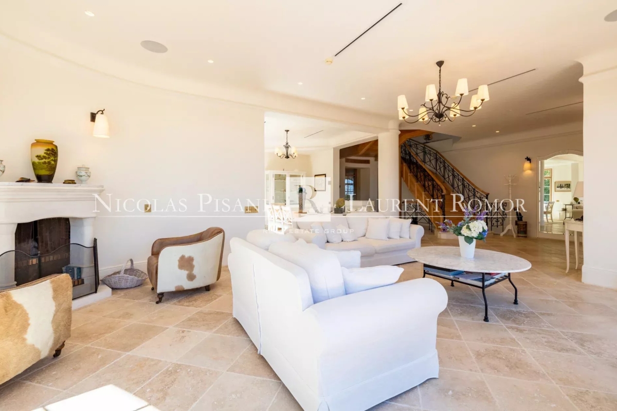 Luxury House for sale in Èze, 3 900 000 €, Photo 4