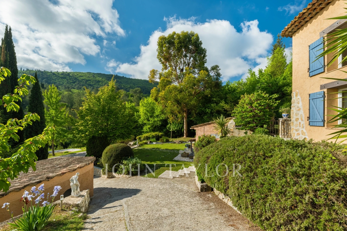 Maison de luxe à vendre à Le Bar-sur-Loup, 1 500 000 €, Photo 4