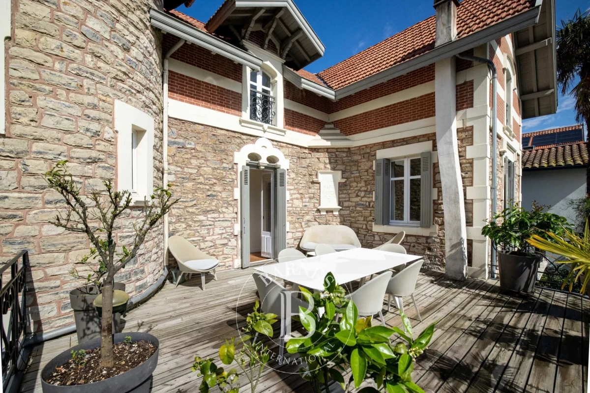 Luxury House for sale in Bayonne, 1 690 000 €, Photo 5