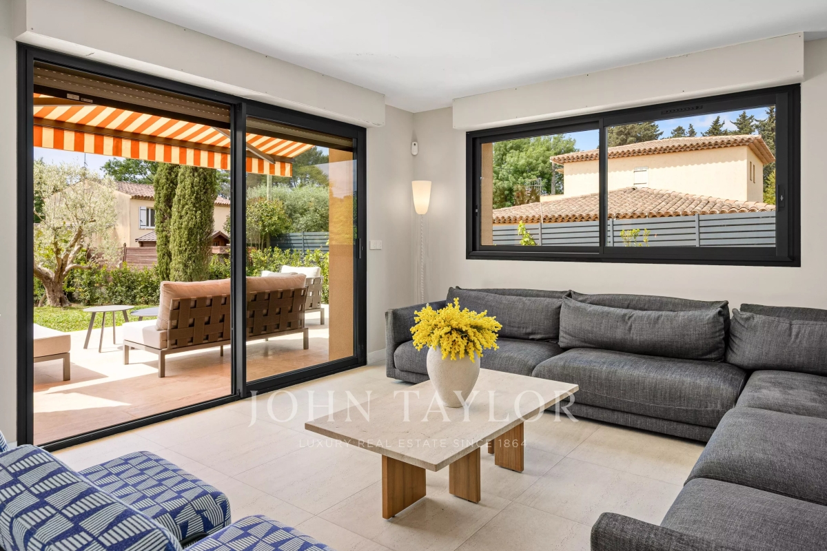 Maison de luxe à louer à Mougins, 12 000 €, Photo 6
