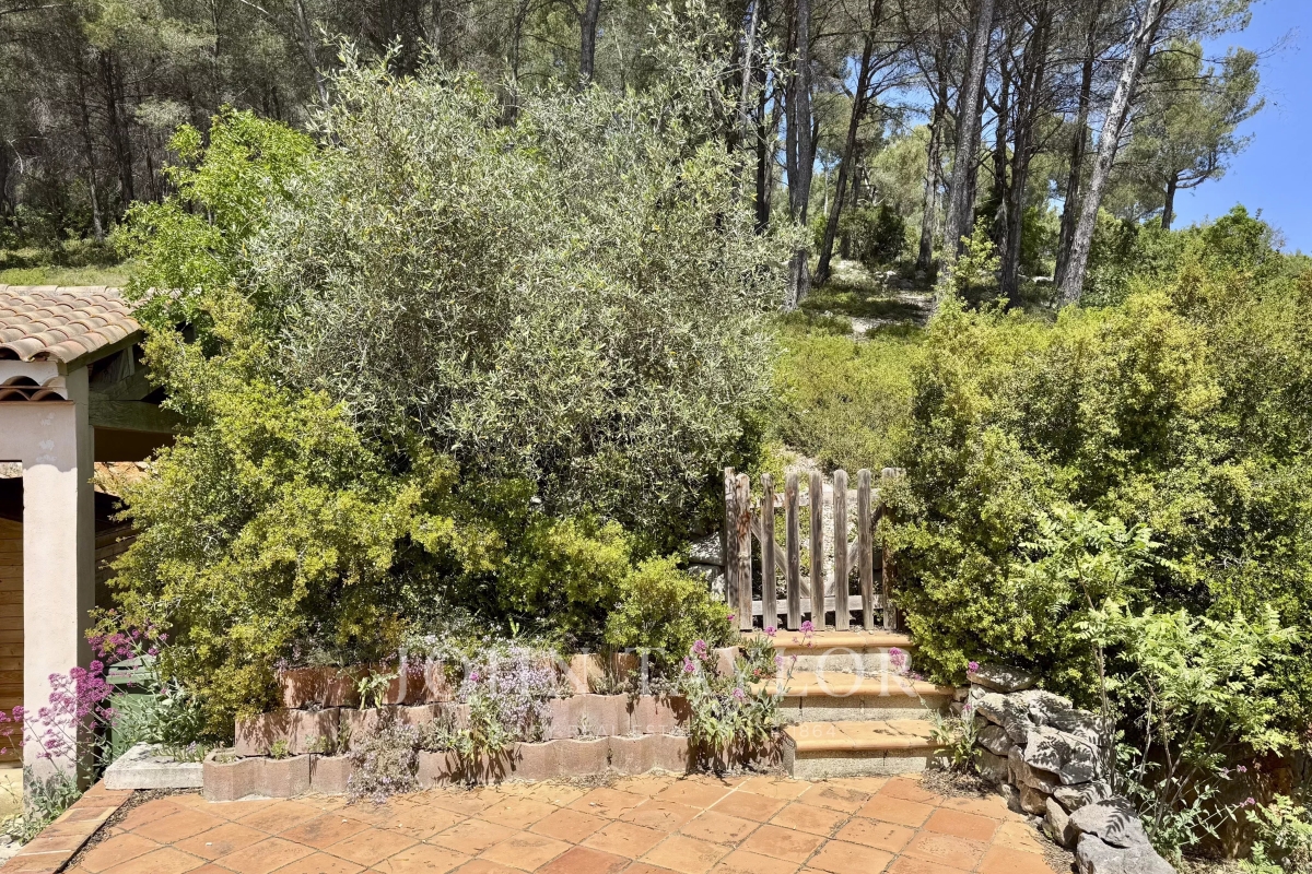 Luxury House for sale in Roquefort-la-Bédoule, 1 190 000 €, Photo 7