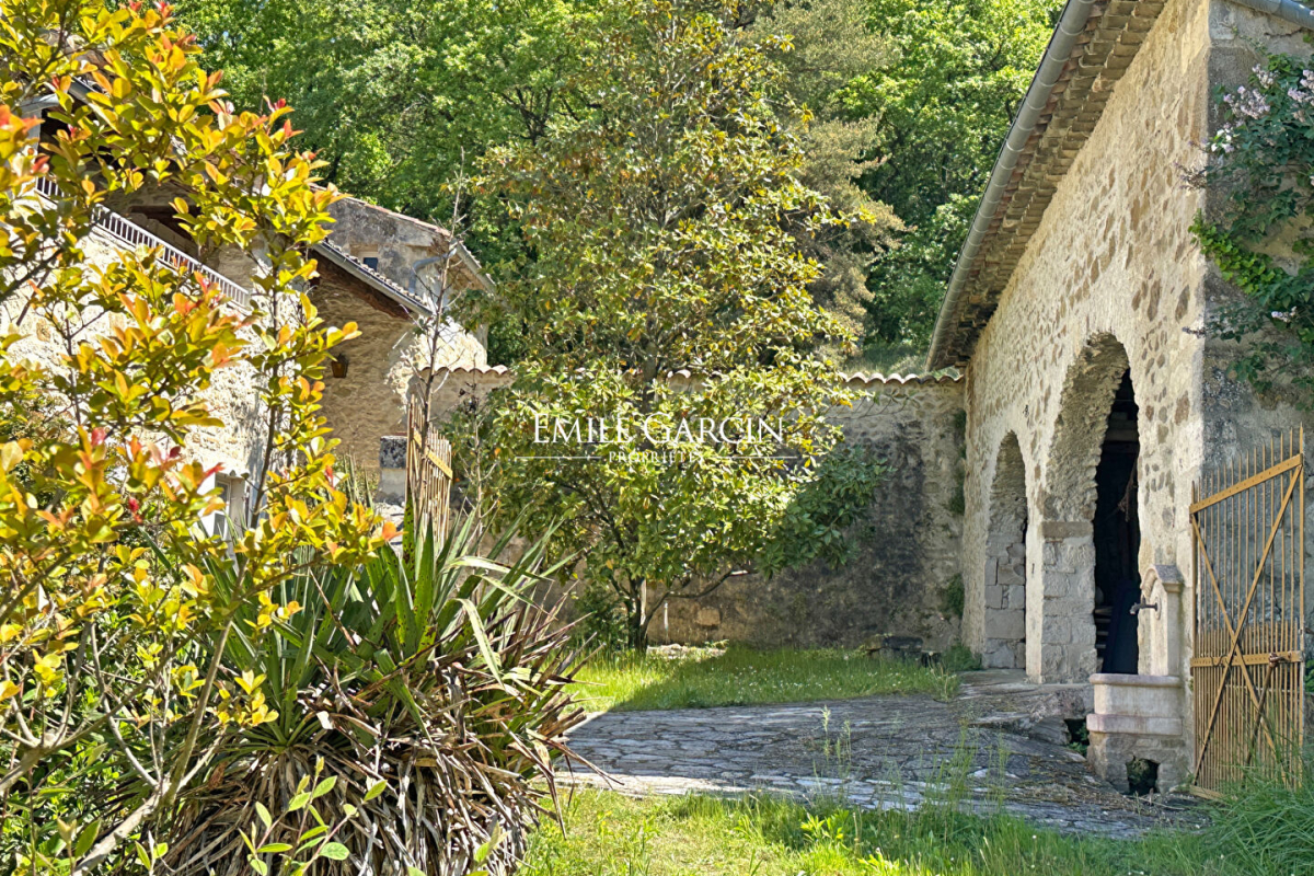 Maison de luxe à vendre à Rochefort-en-Valdaine, 750 000 €, Photo 2