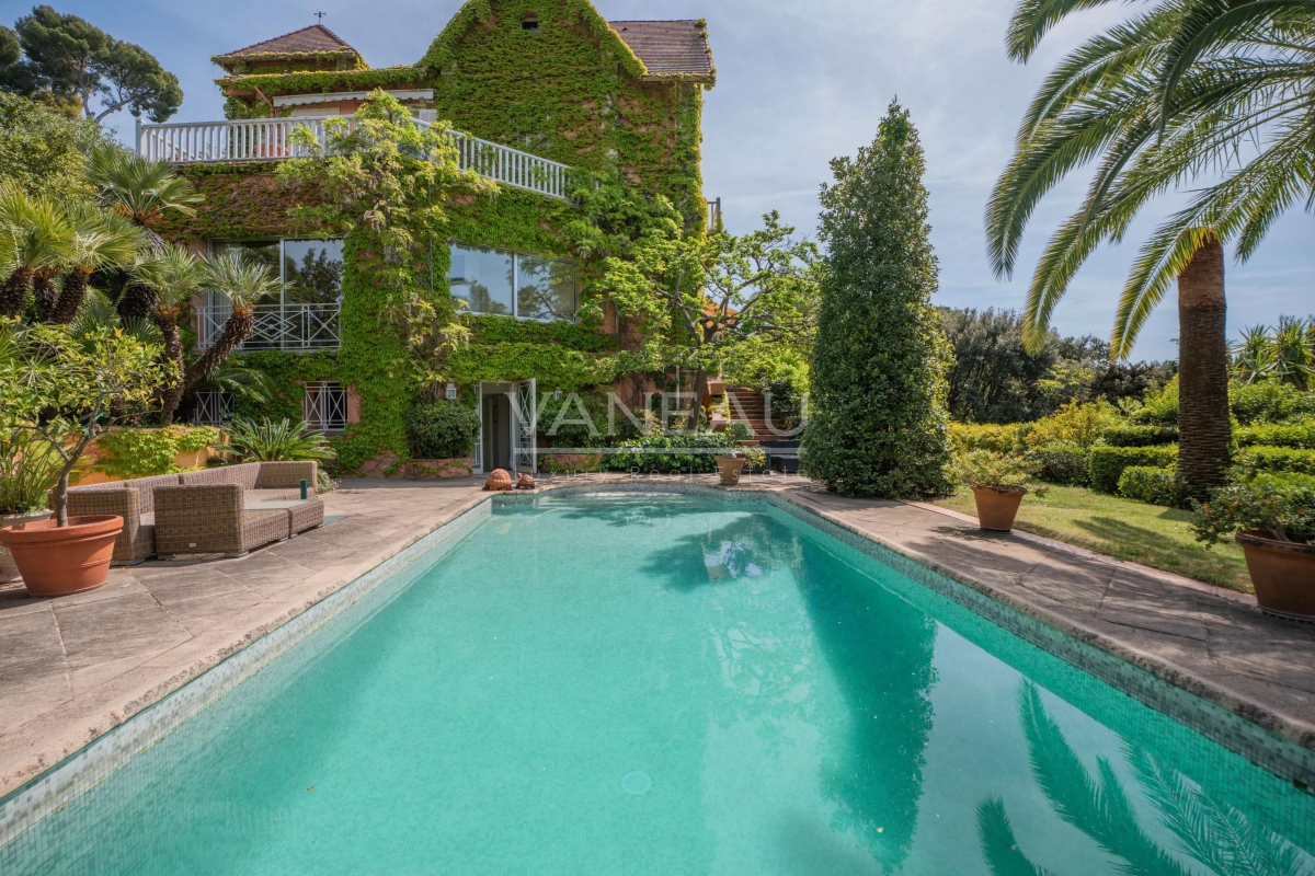 Maison de luxe à vendre à Cannes, 7 950 000 €, Photo 1