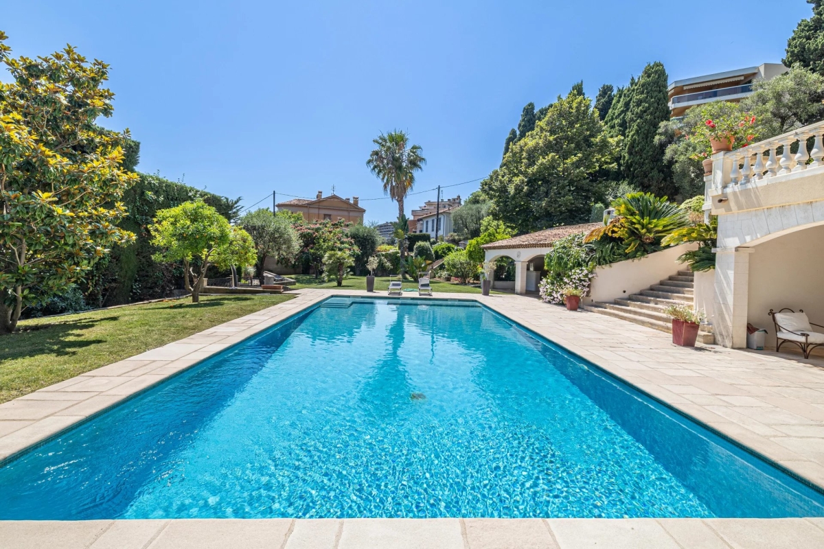Maison de luxe à vendre à Nice, 2 590 000 €, Photo 1