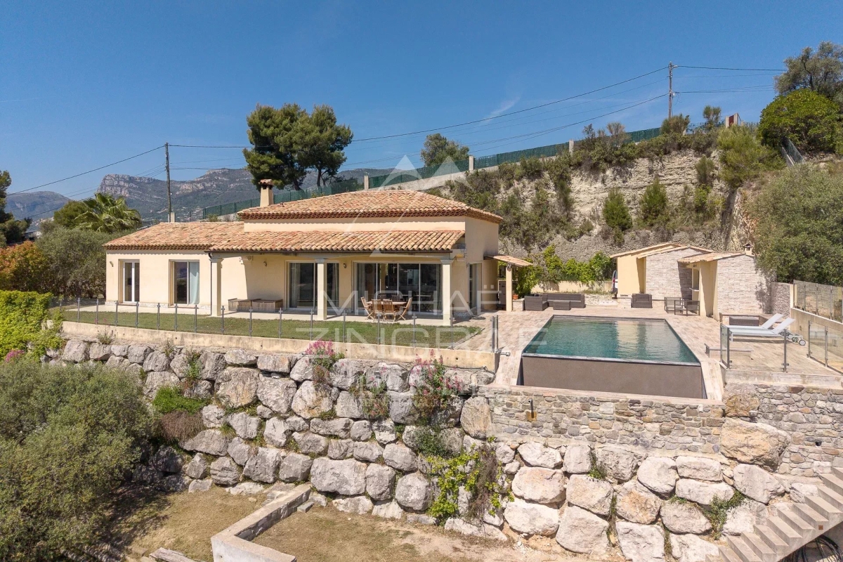 Maison de luxe à vendre à Nice, 1 090 000 €, Photo 1