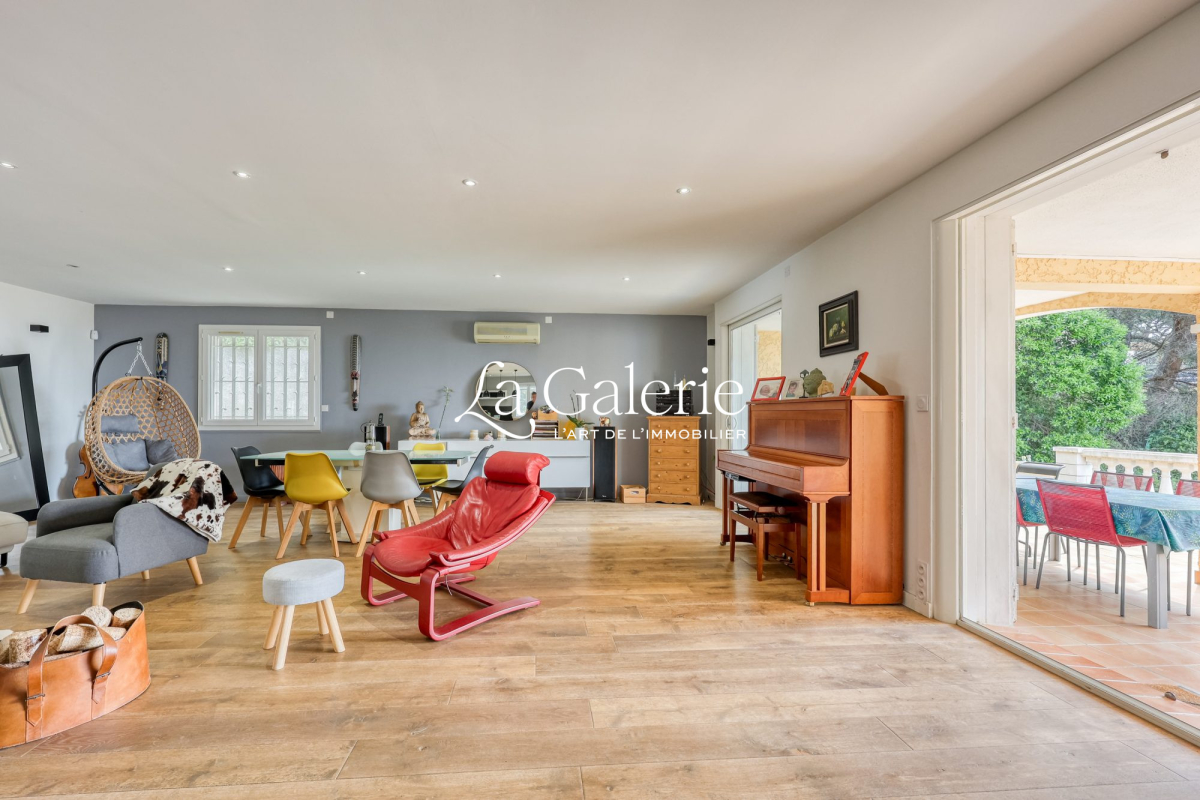 Maison de luxe à vendre à Hyères, 1 290 000 €, Photo 4