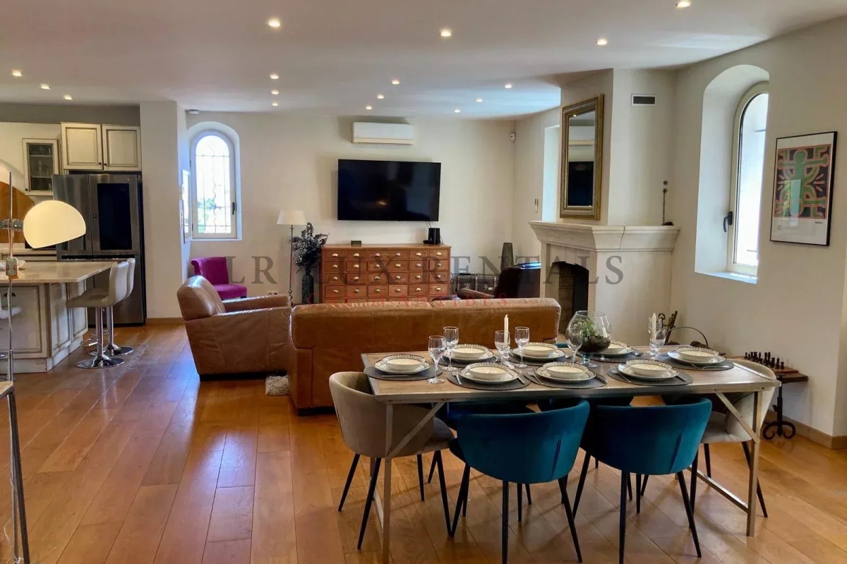 Luxury House for rental in Antibes, 7 500 €, Photo 5